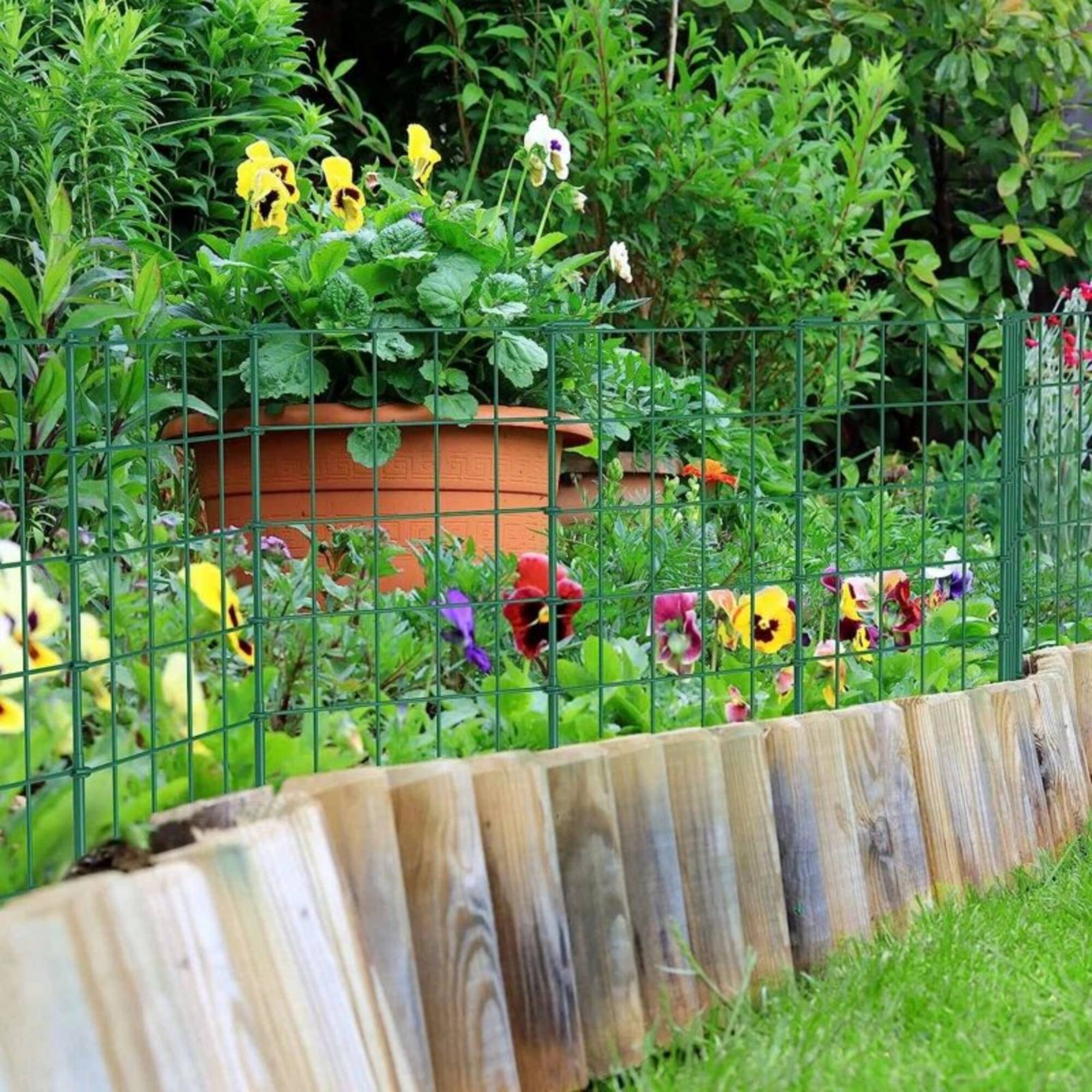 NEX™ Green Rustproof Folding Metal Fencing, 10ct.